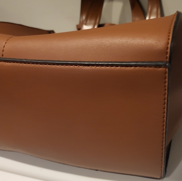 Melie Bianco Vegan Brown Top Handle Shoulder Handbag Purse MISSING Long Strap - Picture 6 of 15